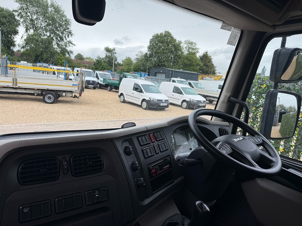 DAF All Models Lf180 7.5T 20Ft Box Lorry With Column Taillift White #13