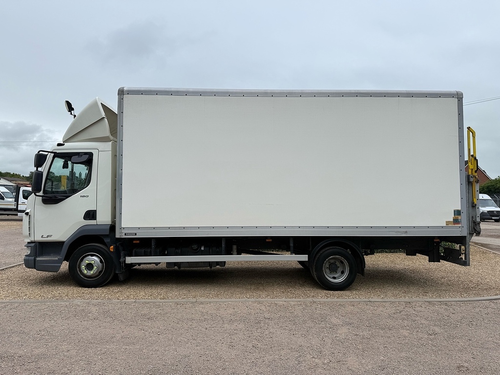 DAF All Models Box Van With Taillift 7.5 Ton 4 X 2 White #6