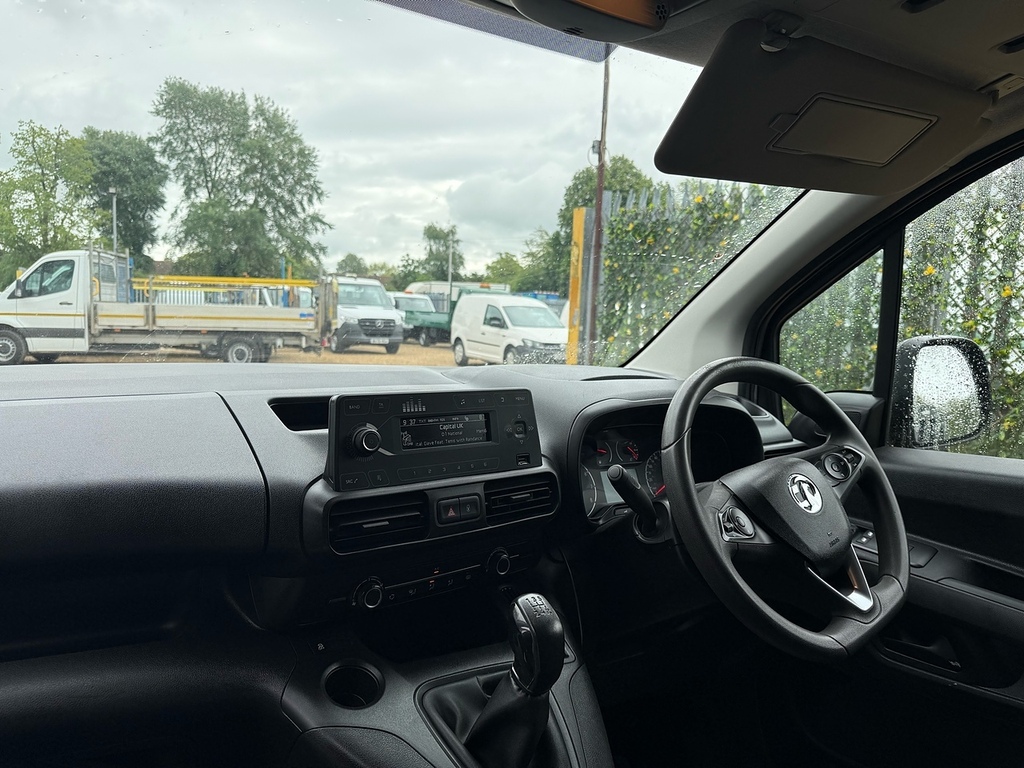 Vauxhall Combo Turbo D 2000 Edition 2020 U1509 Ulez White #13
