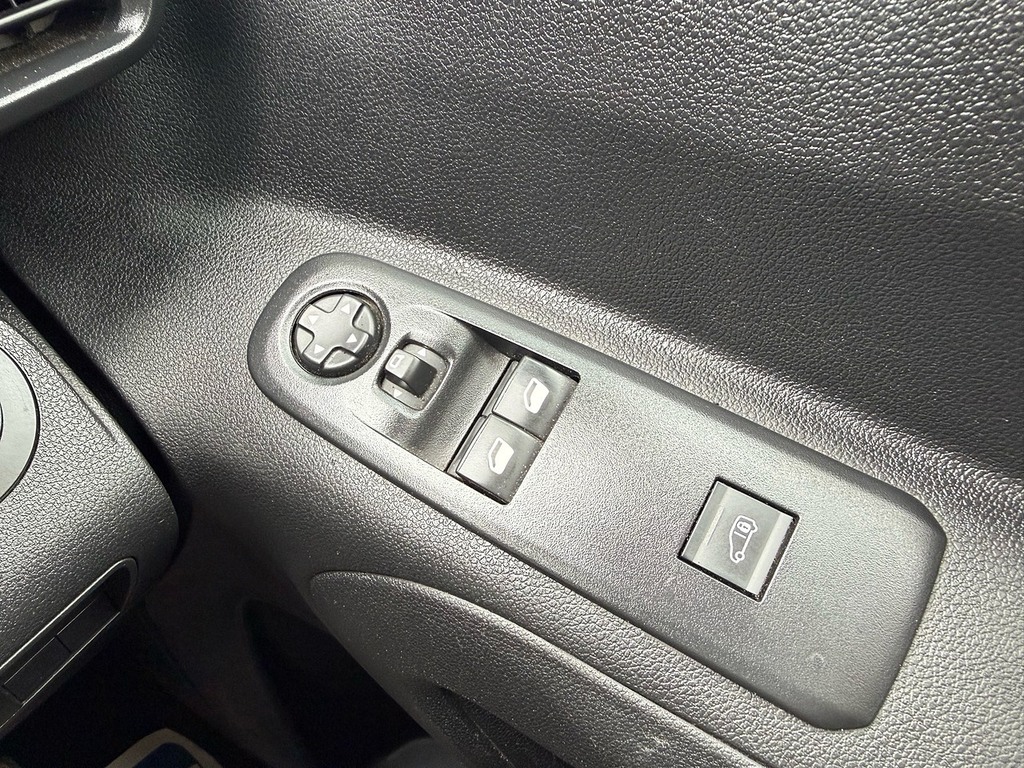 Vauxhall Combo Turbo D 2000 Edition 2020 U1509 Ulez White #18