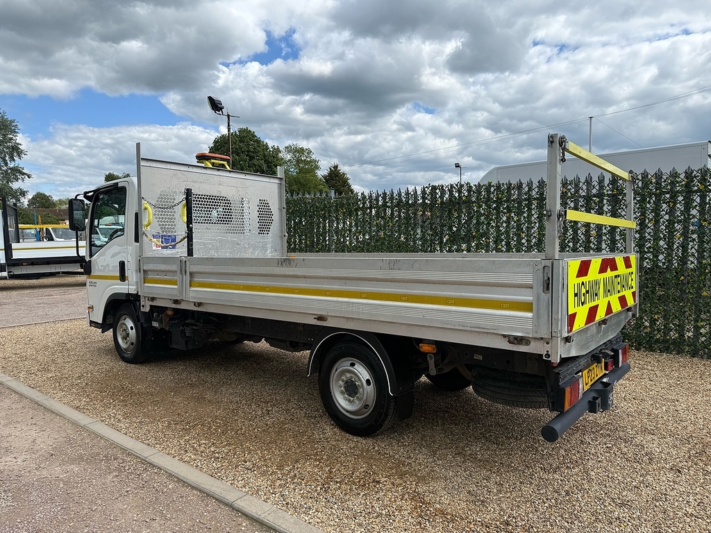 Isuzu D N35 LP23ZYN White #3