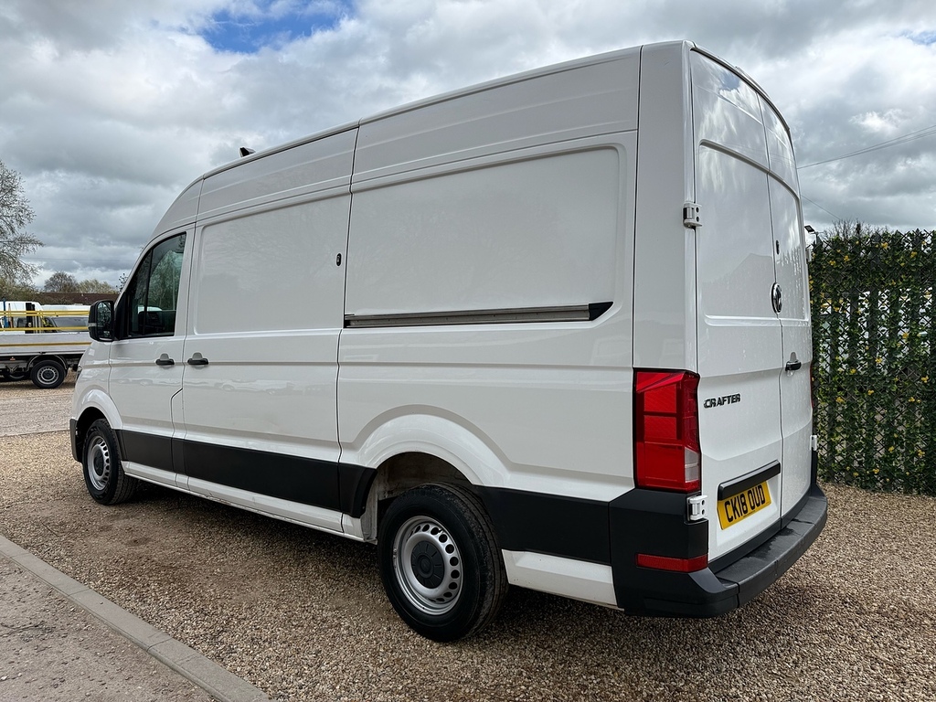 Volkswagen Crafter 2.0 Tdi Cr30 Startline L2 H3 Mwb Panel Van - White CK18OUD White #3