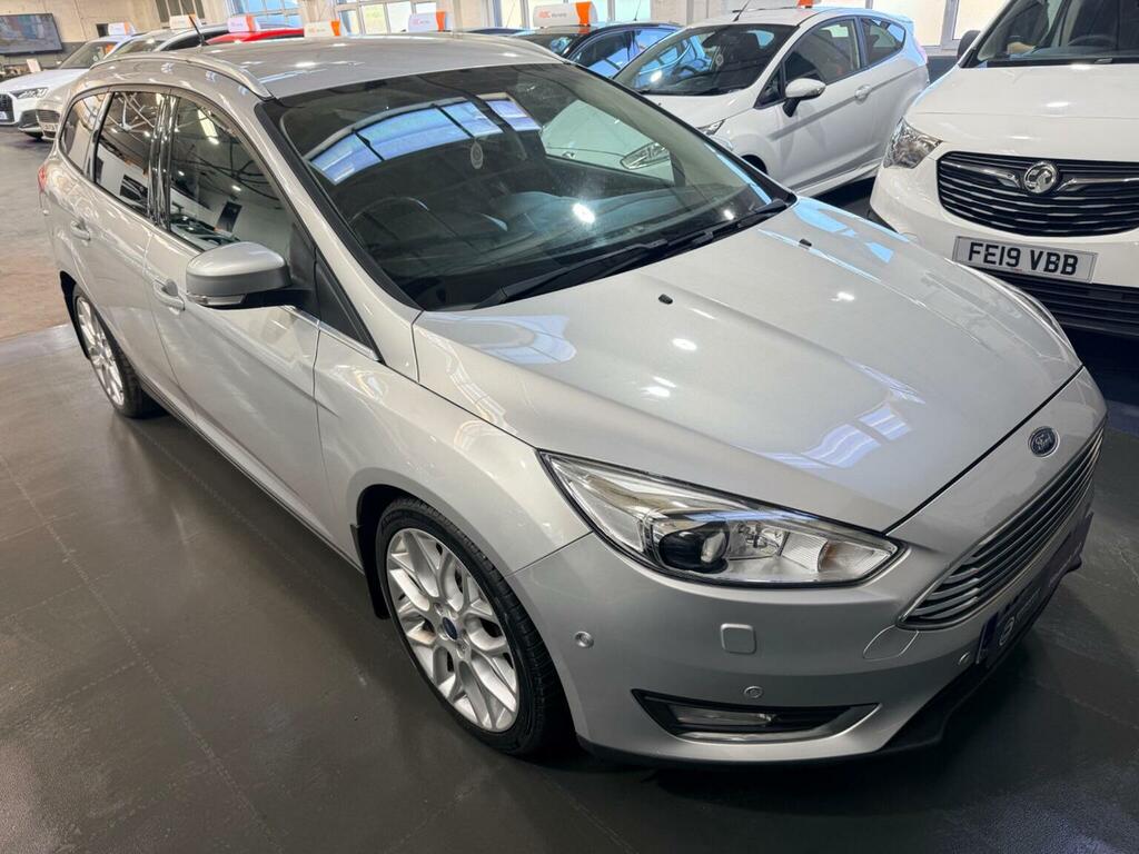 Ford Focus Estate 2.0 Tdci Titanium X Euro 6 Ss 2015 MW15YTJ Silver #3