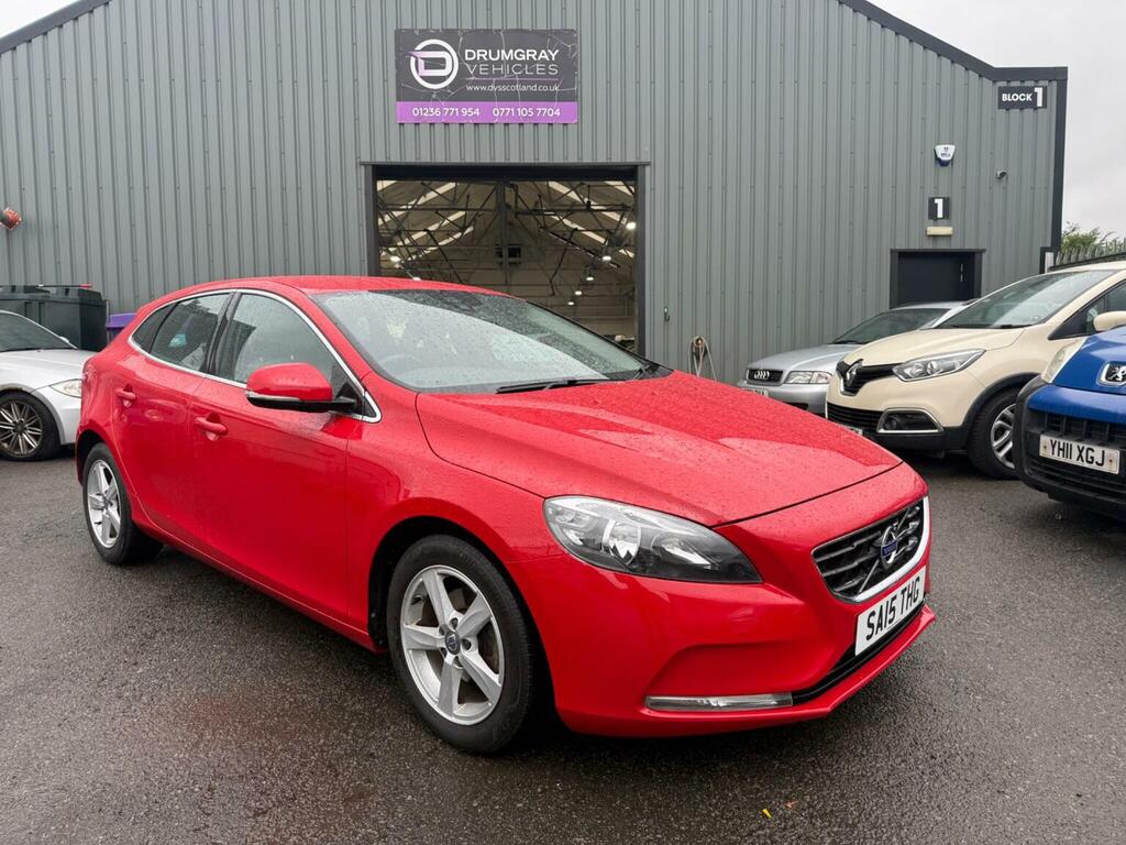 Volvo V40 Hatchback 1.6 D2 Se Euro 5 Ss 201515 Red