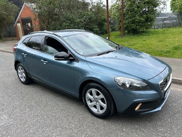 Volvo V40 Cross Country 1.6 D2 Se 201313 Blue