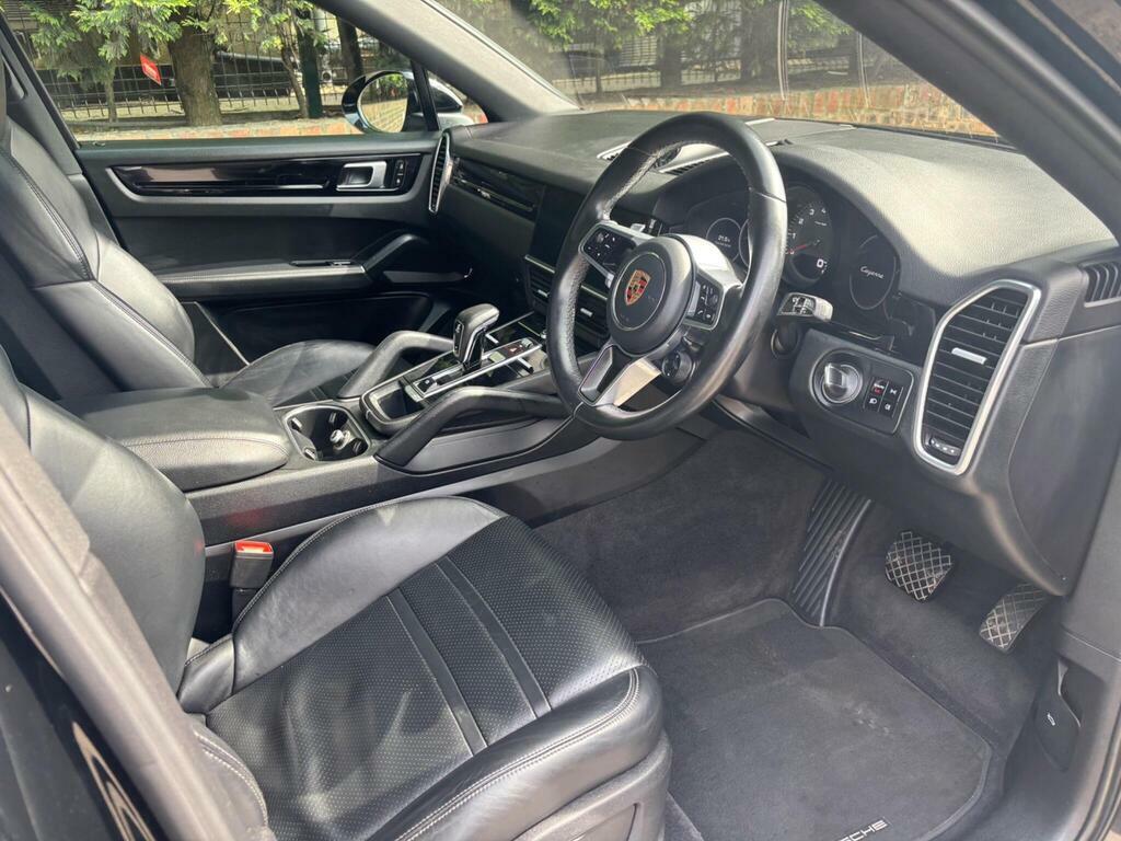 Porsche Cayenne 3.0T V6 Tiptronics 4Wd Euro 6 S S MV20HXS Black #2