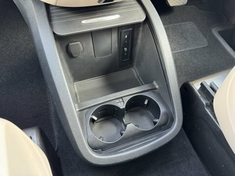 Mercedes-Benz EQV Mpv Black #12