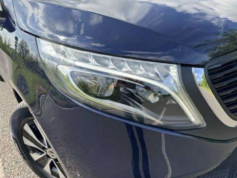 Mercedes-Benz EQV Mpv Black #35