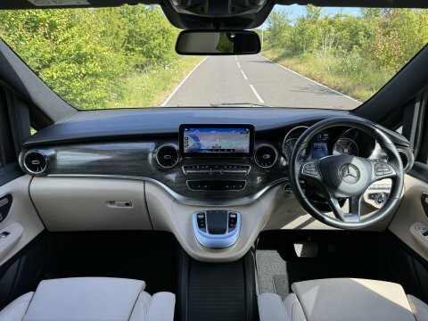 Mercedes-Benz EQV 2022 72 Eqv #6