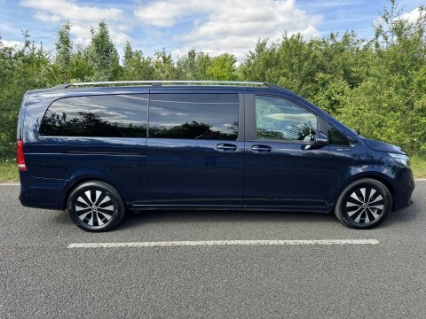 Mercedes-Benz EQV 2022 72 Eqv #3