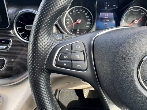 Mercedes-Benz EQV Mpv Black #15
