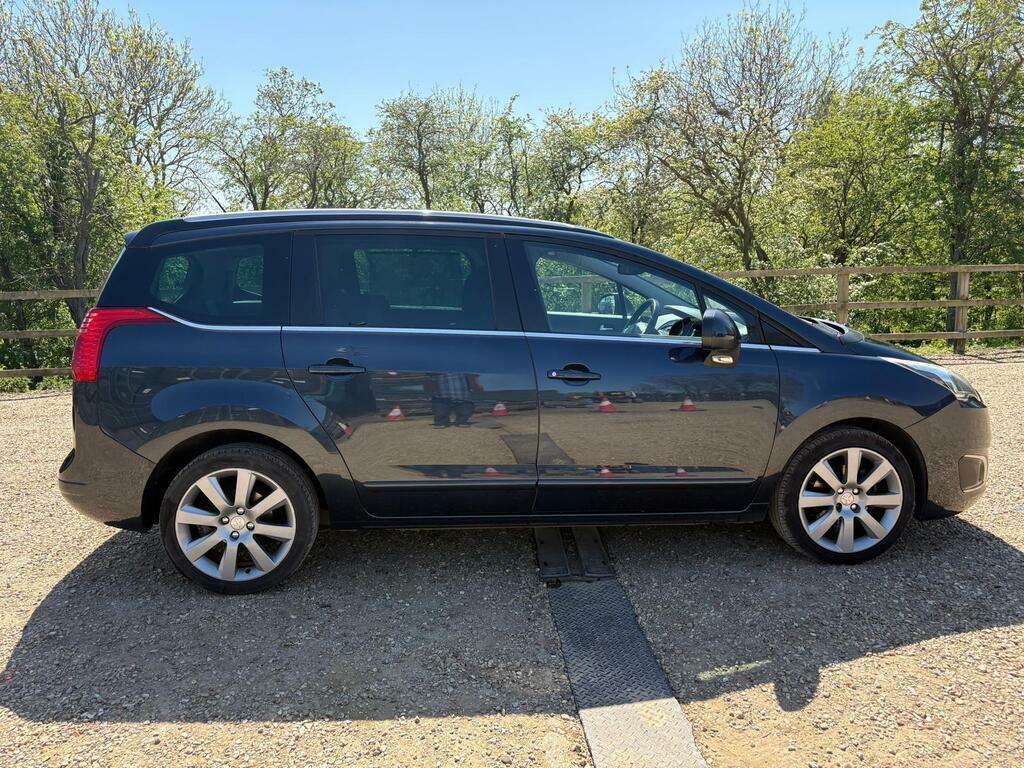 Peugeot 5008 1.6 Bluehdi Allure Euro 6 S S Blue #3