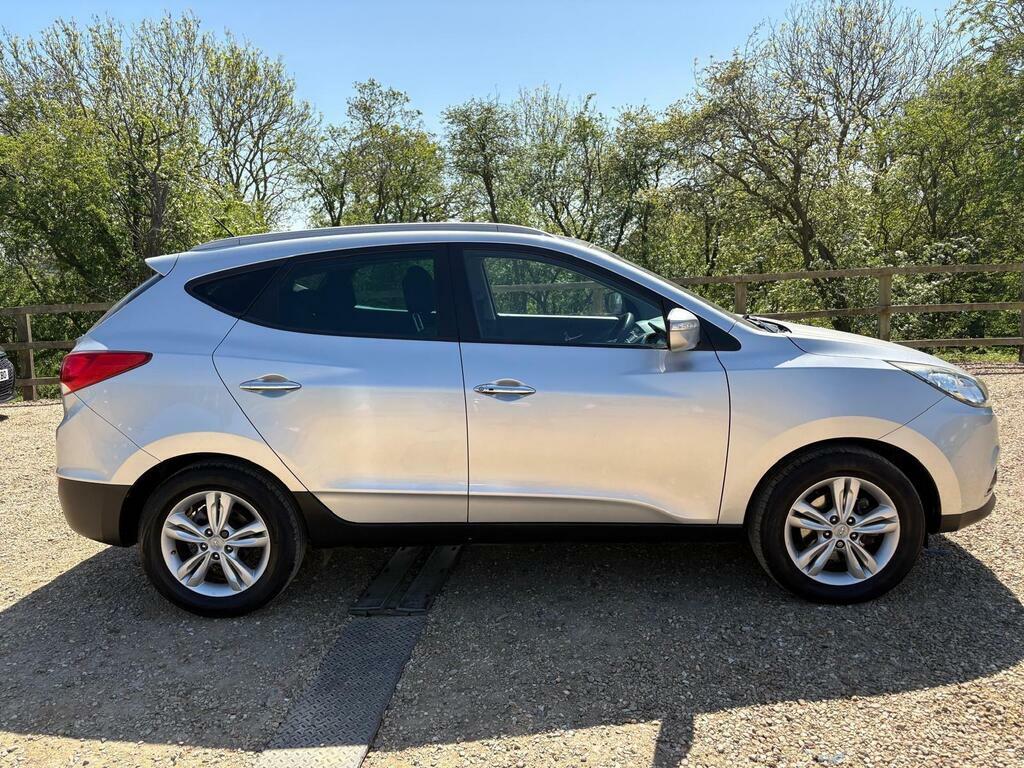 Hyundai Ix35 1.7 Crdi Premium Euro 5 S S KX62XZE Silver #2