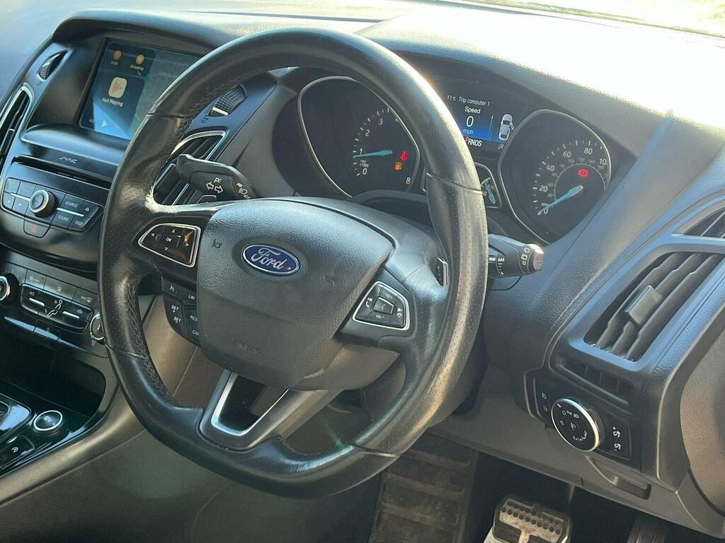 Ford Focus Estate 1.5T Ecoboost St-line Euro 6 Ss AE17PRV Black #2