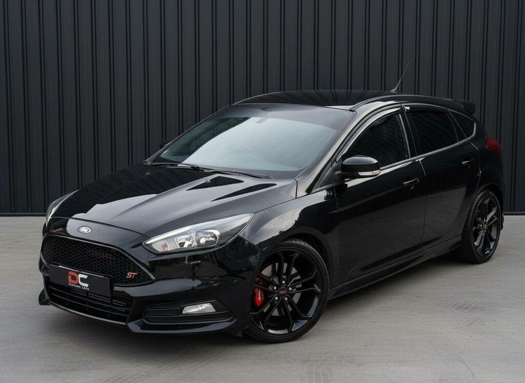 Ford Focus Hatchback 2.0T Ecoboost St-3 Euro 6 Ss 201 Black