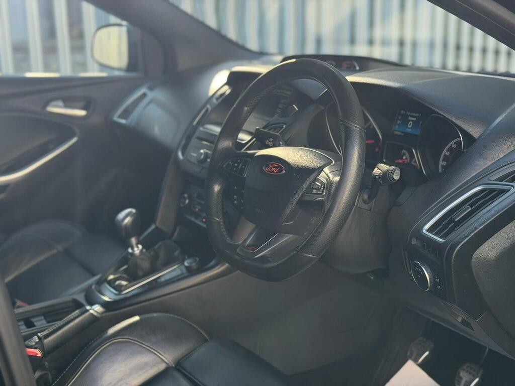 Ford Focus Hatchback 2.0T Ecoboost St-3 Euro 6 Ss 201 G28FST Black #2
