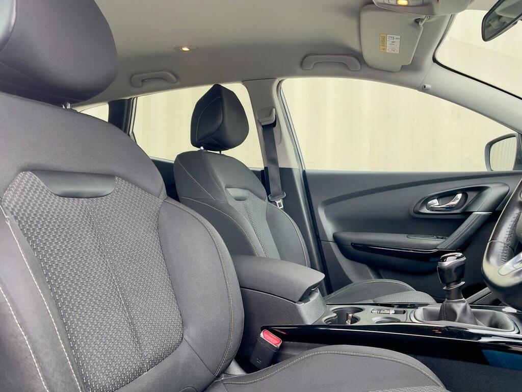 Renault Kadjar Suv 1.5 Dci Dynamique Nav Euro 6 Ss 20181 YX18SVL Silver #6