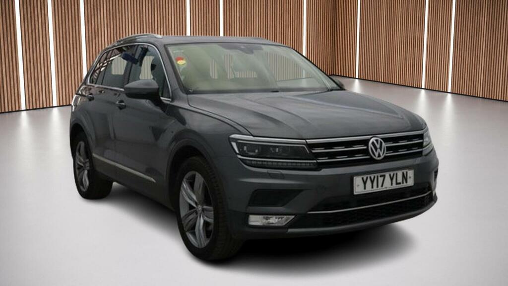 Volkswagen Tiguan Suv 2.0 Tdi Bluemotion Tech Sel Dsg 4Motion Euro 6 YY17YLN Grey #2