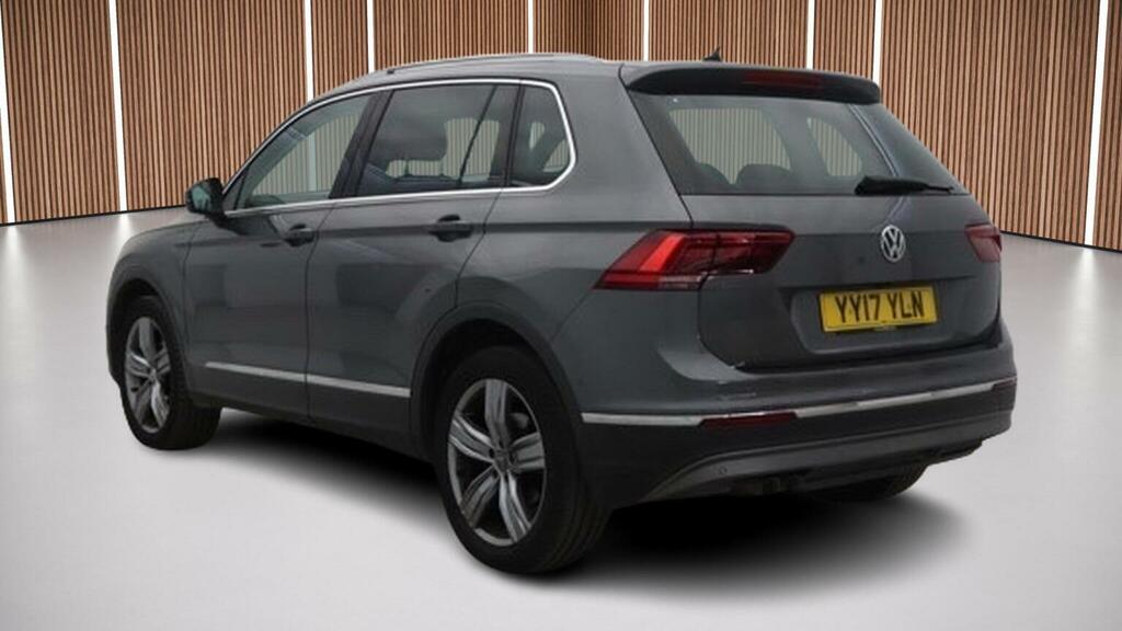 Volkswagen Tiguan Suv 2.0 Tdi Bluemotion Tech Sel Dsg 4Motion Euro 6 YY17YLN Grey #4