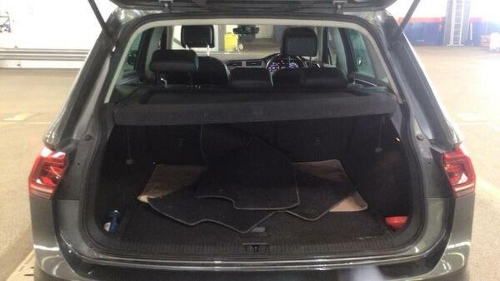 Volkswagen Tiguan Suv 2.0 Tdi Bluemotion Tech Sel Dsg 4Motion Euro 6 YY17YLN Grey #6