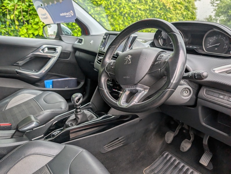 Peugeot 2008 Blue Hdi S S OU16HFX Red #5