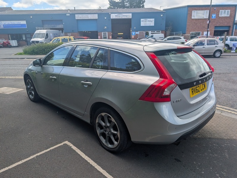 Volvo V60 D3 Vor RV62LCM Silver #3