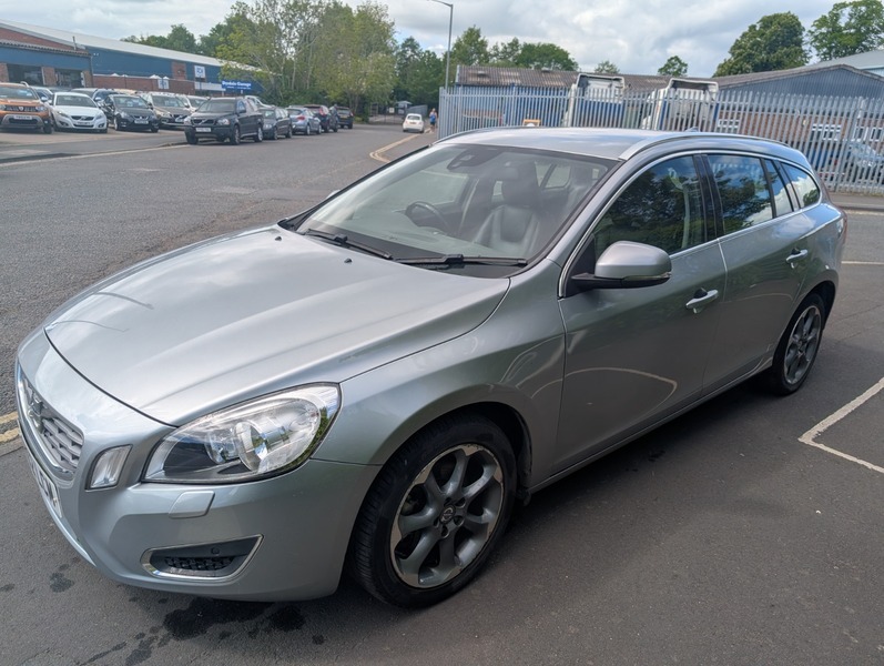 Volvo V60 D3 Vor RV62LCM Silver #2