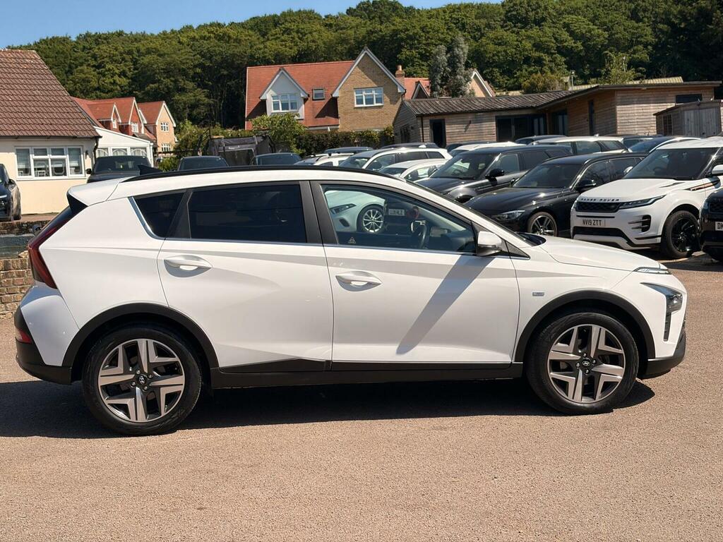 Hyundai Bayon Suv 1.0 T-gdi Mhev Premium Dct Euro 6 Ss 2 WD23TGN White #5