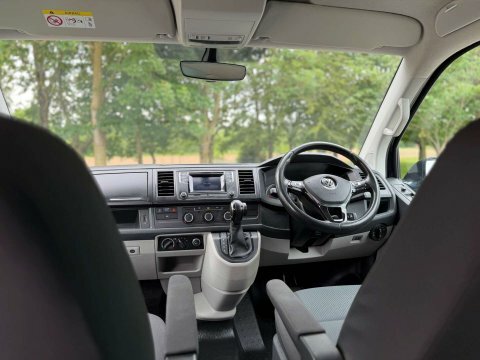 Volkswagen Transporter 2.0 Transporter T32 RV67NRZ  #2