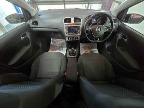 Volkswagen Polo 2016 66 1.0 NL66ZTF Black #2