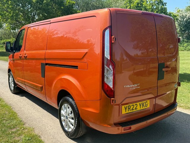 Ford Transit Custom Mpv YR22YKG Orange #4