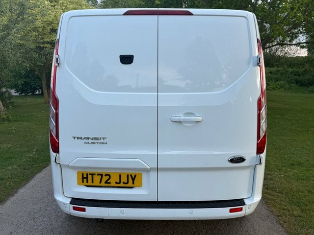 Ford Transit Custom Mpv HT72JJY White #5