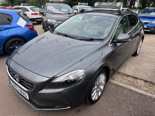 Volvo V40 D2 Se Lux Nav #3