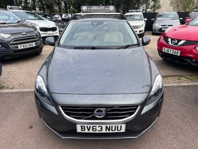 Volvo V40 D2 Se Lux Nav #2
