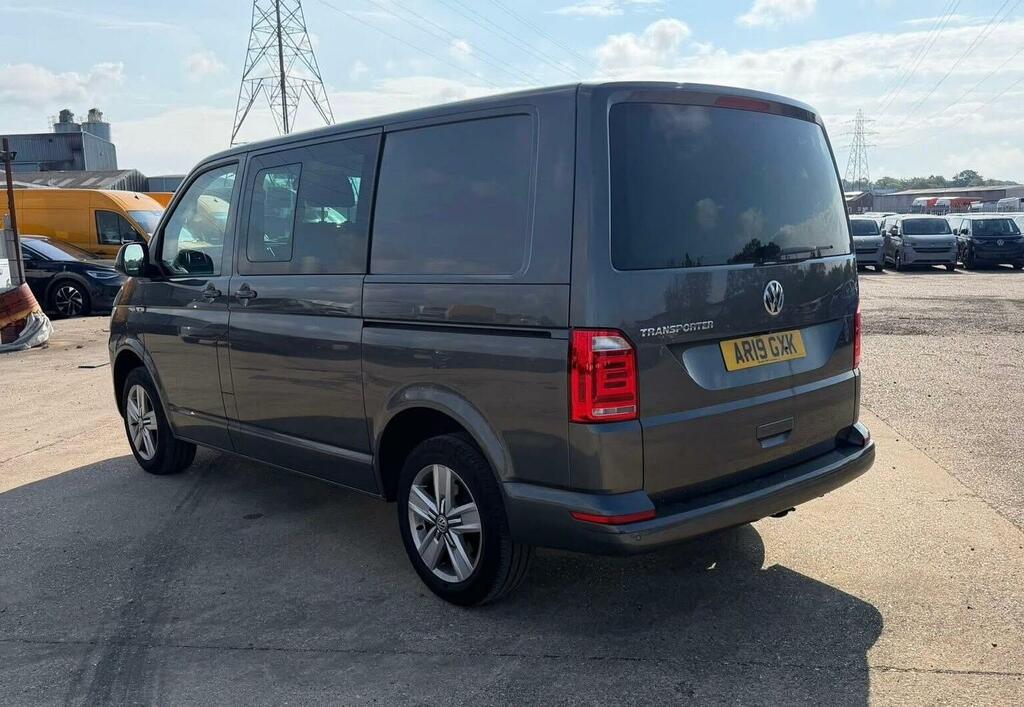 Volkswagen Transporter Combi Van 2.0 Bitdi T32 Bluemotion Tech Highline K AR19GXK Grey #2