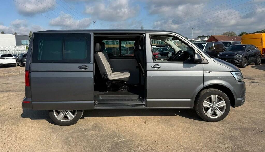 Volkswagen Transporter Combi Van 2.0 Bitdi T32 Bluemotion Tech Highline K AR19GXK Grey #4
