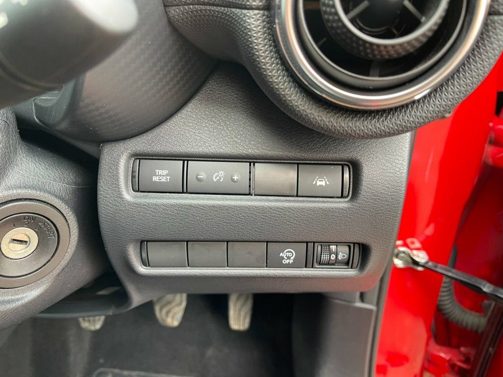 Nissan Juke 2022 1.0 Dig-t Acenta Suv Euro 6 DS71FEK Red #4