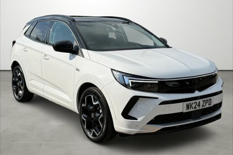 Vauxhall Grandland 1.2 Hybrid 136 White