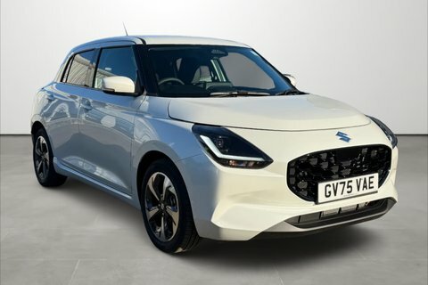Suzuki Swift 1.2 Mild Hybrid White