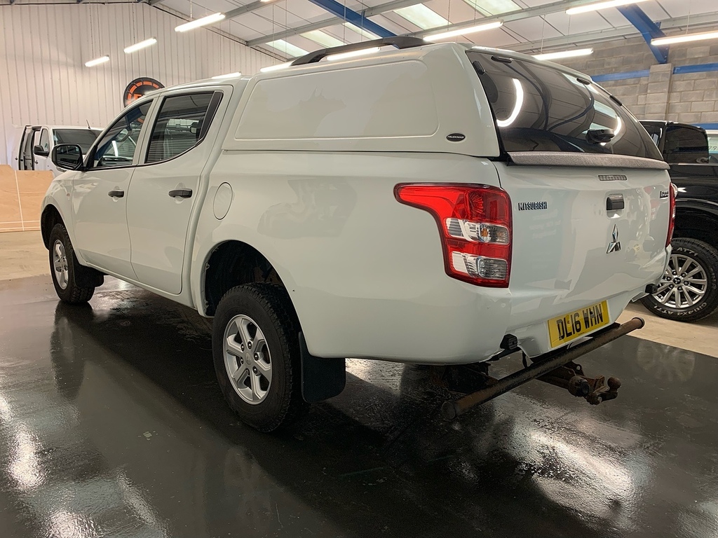 Mitsubishi L200 Di-d Dc 4Life U3122 White #5