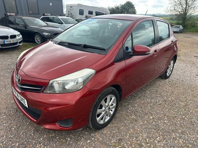 Toyota Yaris 1.33 Dual Vvt-i Icon Hatchback E FP14UKE Red #6