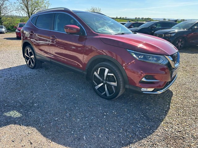 Nissan Qashqai 1.5 Dci Tekna Suv Euro 6 S S Red