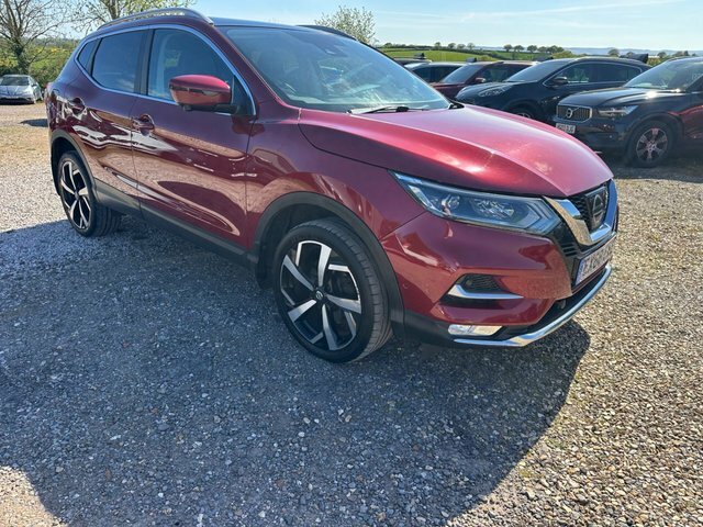 Nissan Qashqai 1.5 Dci Tekna Suv Euro 6 S S EX68EWZ Red #2