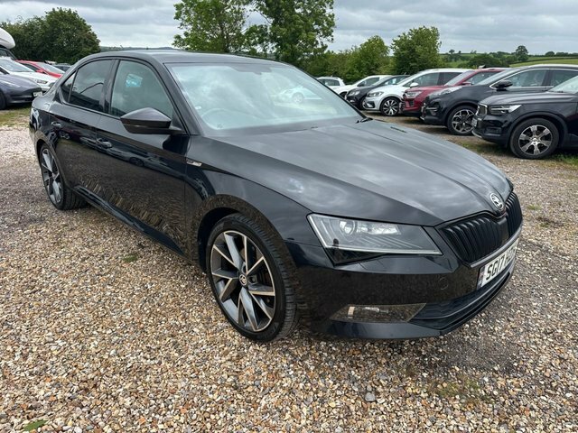 Skoda Superb 2.0 Tsi Sportline Hatchback Dsg Euro 6 Black #3