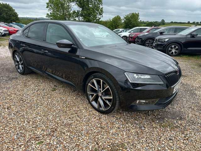 Skoda Superb 2.0 Tsi Sportline Hatchback Dsg Euro 6 Black #2