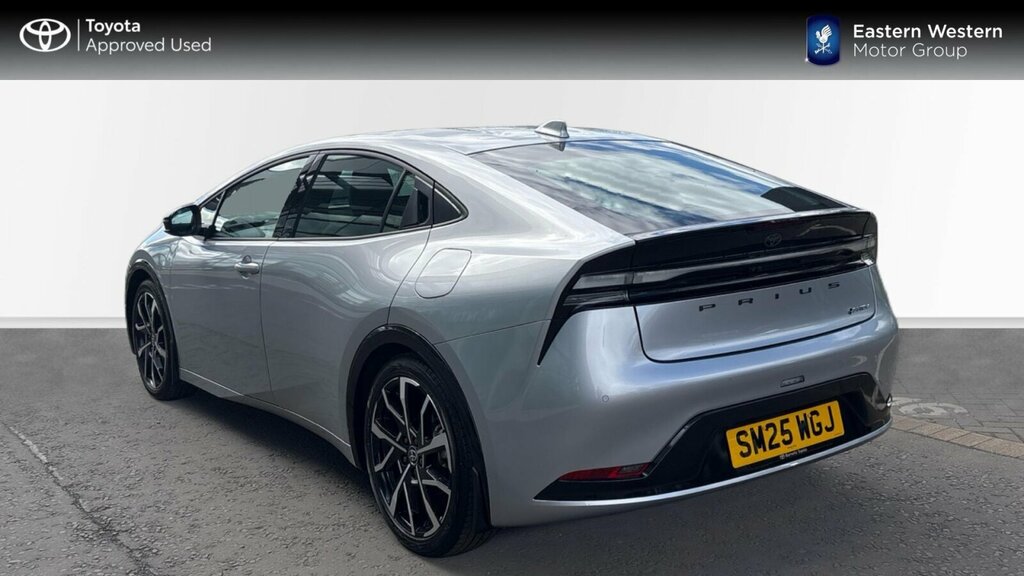 Toyota Prius 2.0 13.6Kwh Excel Cvt Euro 6 Ss SM25WGJ Silver #4