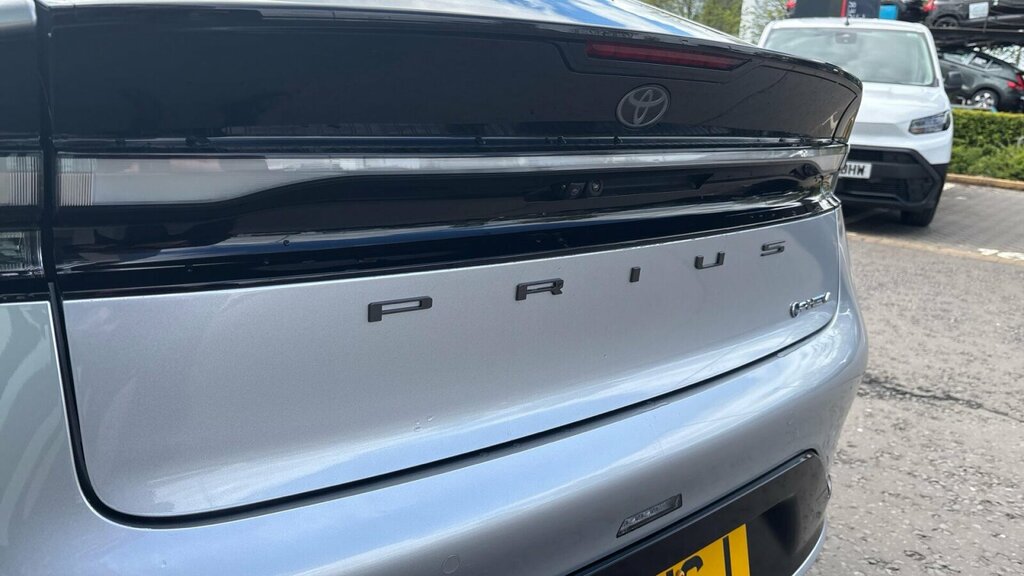 Toyota Prius 2.0 13.6Kwh Excel Cvt Euro 6 Ss SM25WGJ Silver #6