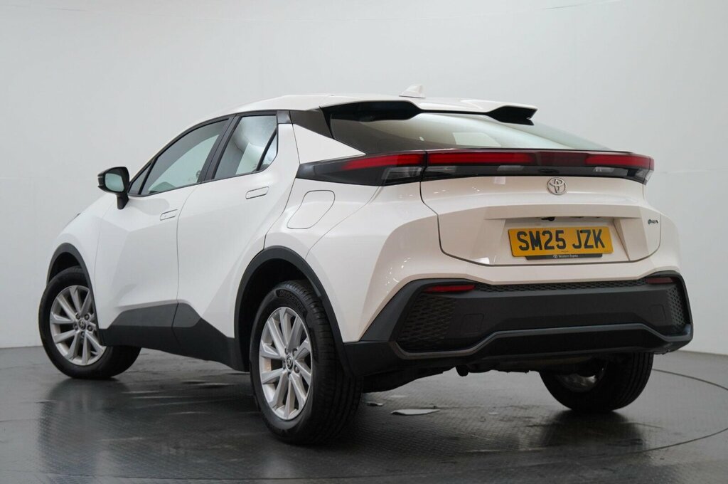 Toyota C-Hr 1.8 Vvt-h Icon Cvt Euro 6 Ss SM25JZK White #3