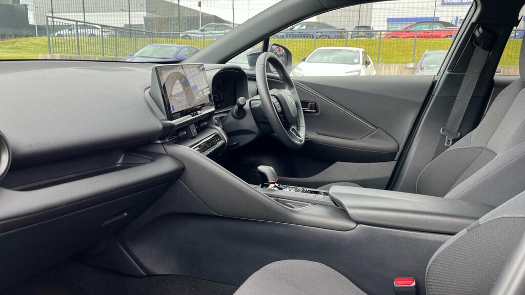 Toyota C-Hr 2.0 Vvt 13.6Kwh Design Cvt Euro 6 Ss SL75VLO Grey #5