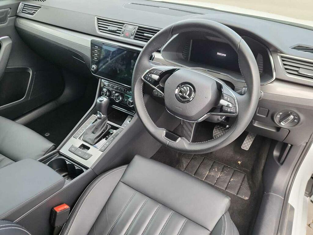 Skoda Superb 2.0 Tsi 190 Se L Dsg FD73WJZ White #6